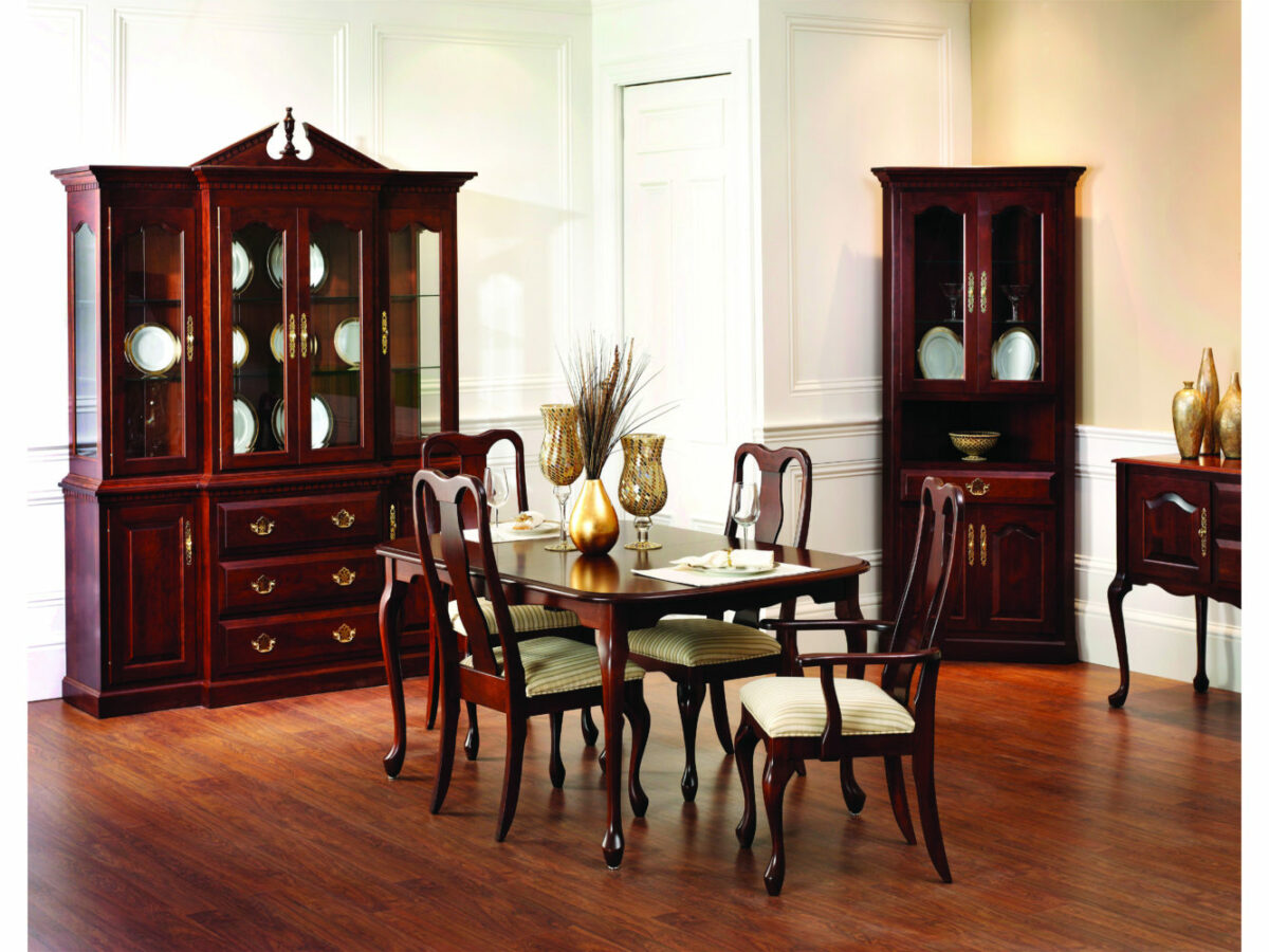Queen Anne Sideboard - Image 2
